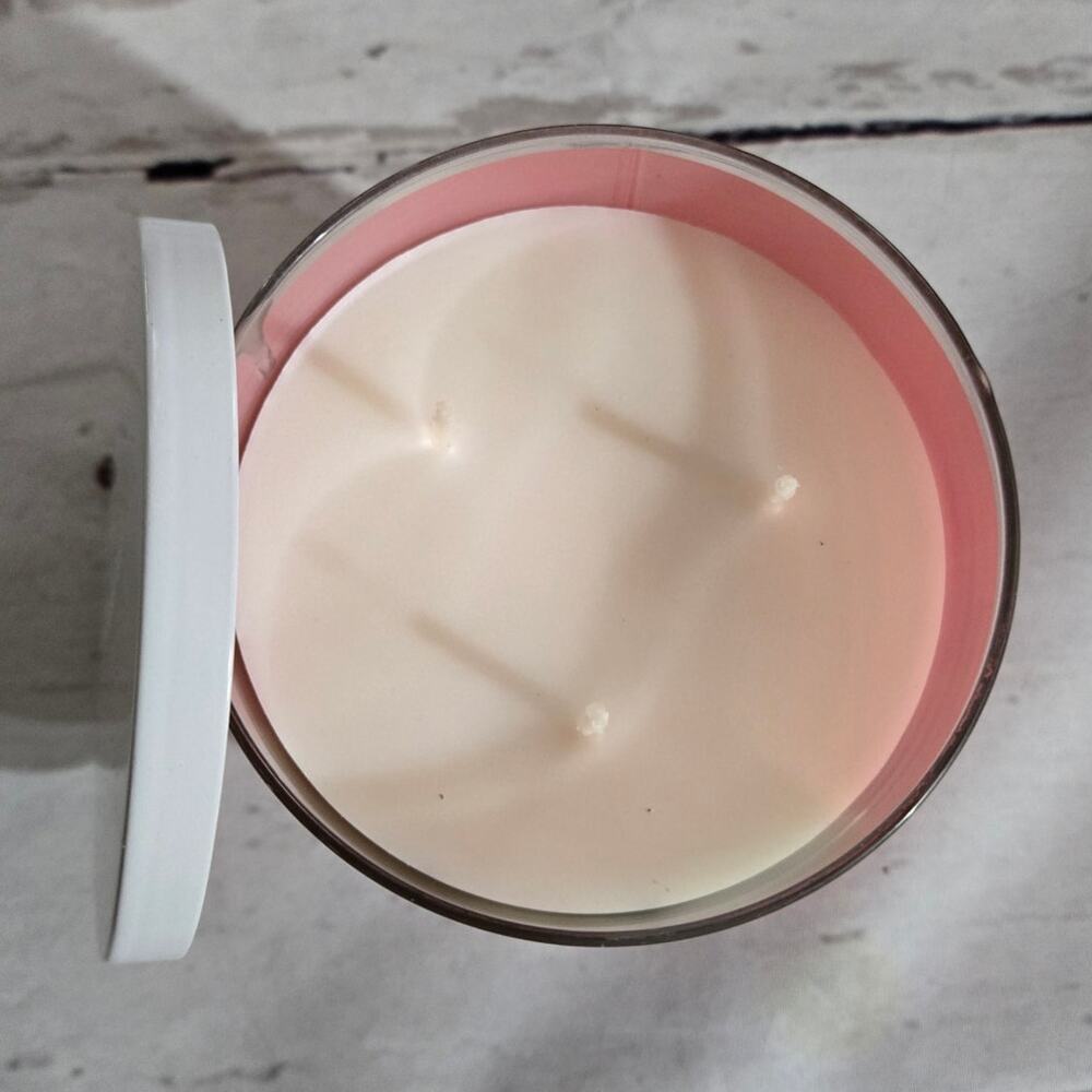 NEW! Goose Creek Candle Sugared Lychee 3-Wick Natural Essentials Oils 14.5oz - Picture 3 of 4